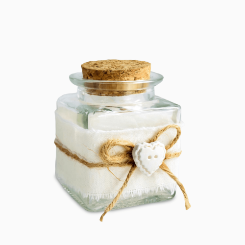 Barattolino Portaconfetti in Vetro con Tappo in Sughero e Applicazione in Gesso a Forma di Cuoricino con Corda e Tessuto Portaconfetti Albalu Bomboniere