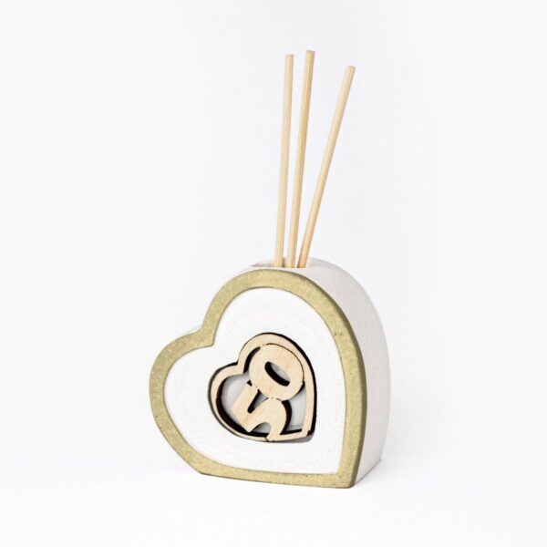 Bomboniera Profumatore Anniversario Matrimonio a Forma di Cuore in Resina Colorata con Applicazione in Legno 25 e 50