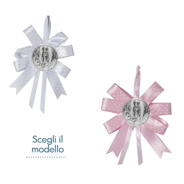 Fiocco Nascita con Placchetta Madonna di Lourdes Argento Laminato Sopraculla e Nastrini Albalu Bomboniere