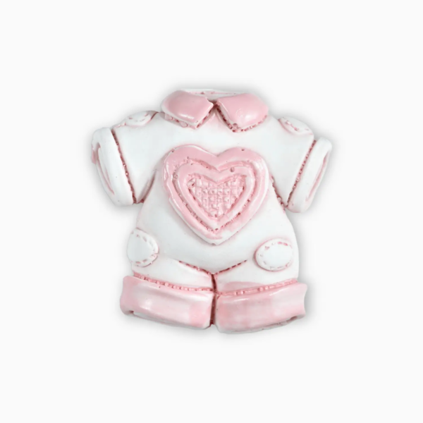 Magnete a Forma di Tutina con Cuore in Resina Decorata per Bimbo e Bimba a Tema Nascita e Battesimo