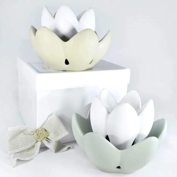 Profumatore Brucia Essenze per Ambienti in Ceramica a Forma di Ninfea Colore Panna e Bianca con Candela Tea Light Profumatori Albalu Bomboniere