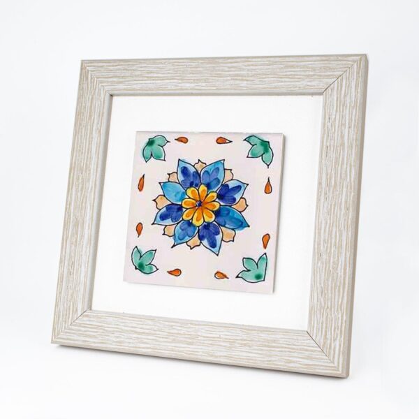 Quadretto in Legno con Piastrella Maiolica in Gres Porcellanato e Cornice Bianca Quadrata