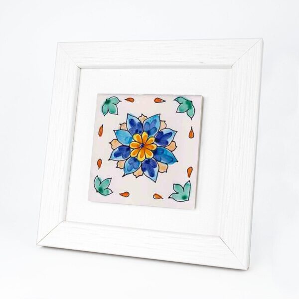 Quadretto in Legno con Piastrella Maiolica in Gres Porcellanato e Cornice Bianca Quadrata