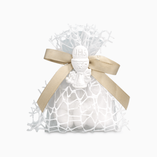 Sacchetto Portaconfetti in Organza Avvolta in Rete Bianca con Nastro Tortora e Applicazione Gessetto Calice Comunione Portaconfetti Albalu Bomboniere