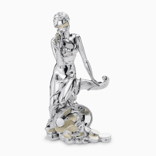 Statua Dea Bendata Portafortuna in Resina Argentata Eretta su Cornucopia di Soldi Oro e Argento Resina Argentata Albalu Bomboniere