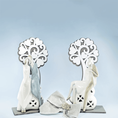 Statuetta Lanterna a Tema Coppia in Porcellana con LED interno su Base in Legno Laccato a Forma di Albero della Vita  Albalu Bomboniere