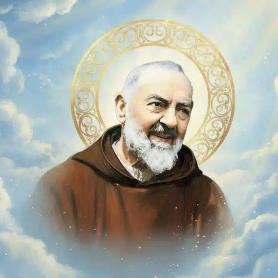 Padre pio da pietralcina tra le nuvole